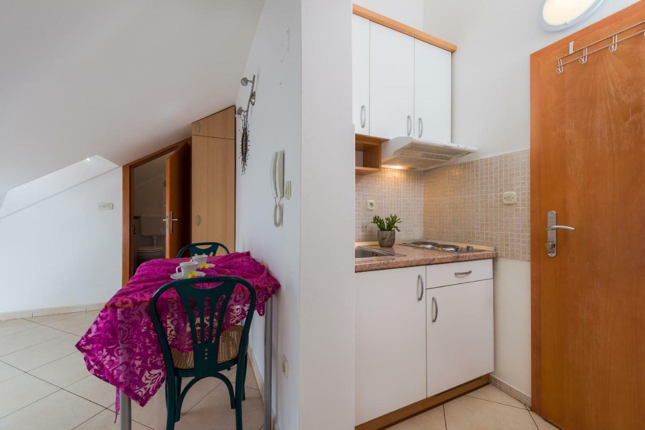 Apartments Villa Vallum Bol Eksteriør billede