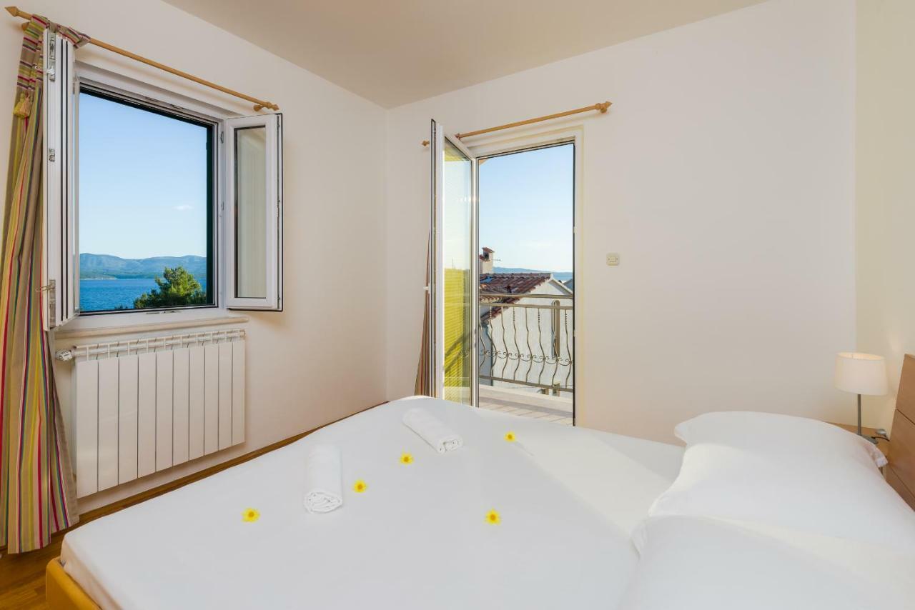 Apartments Villa Vallum Bol Eksteriør billede