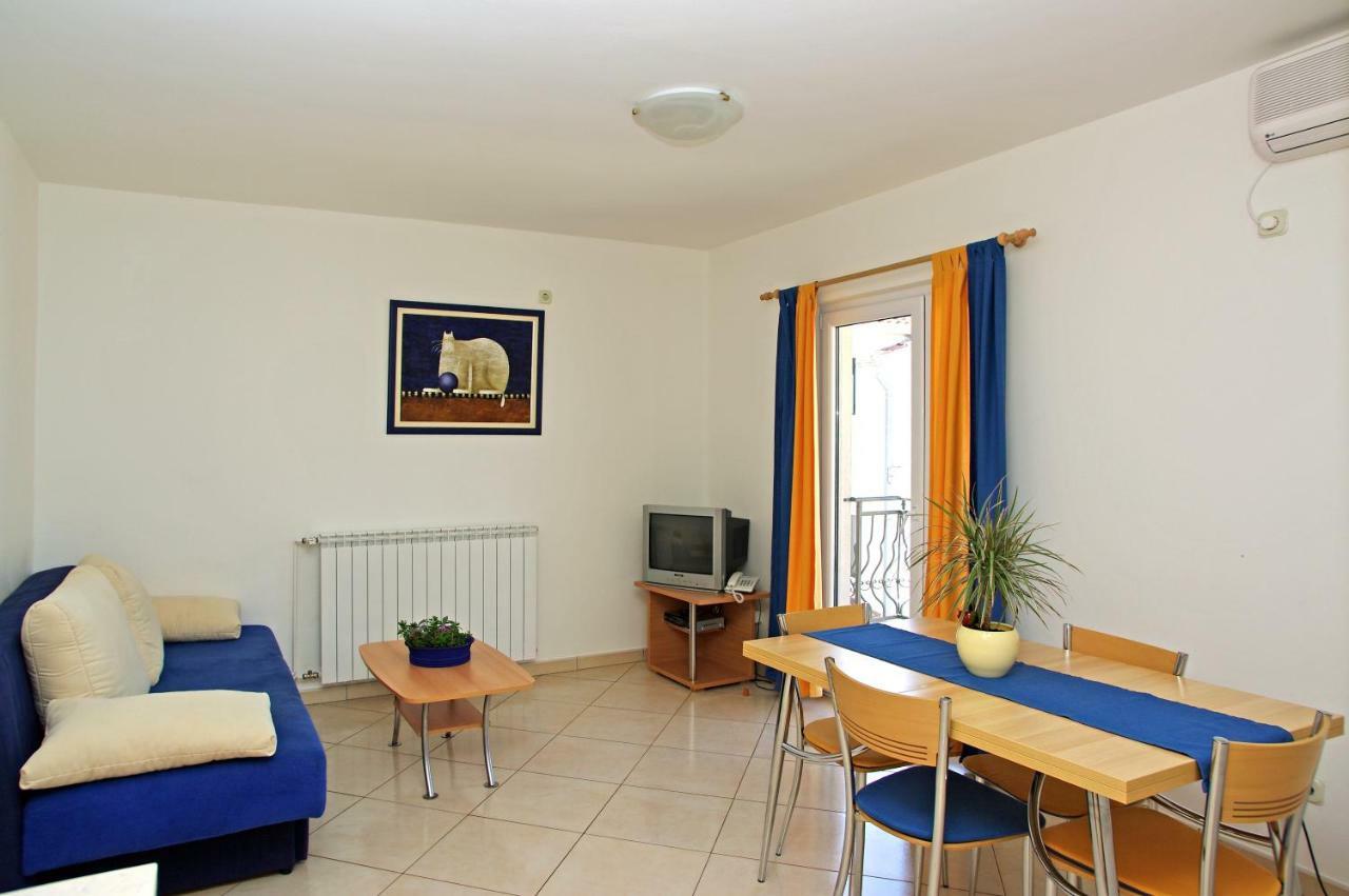 Apartments Villa Vallum Bol Eksteriør billede
